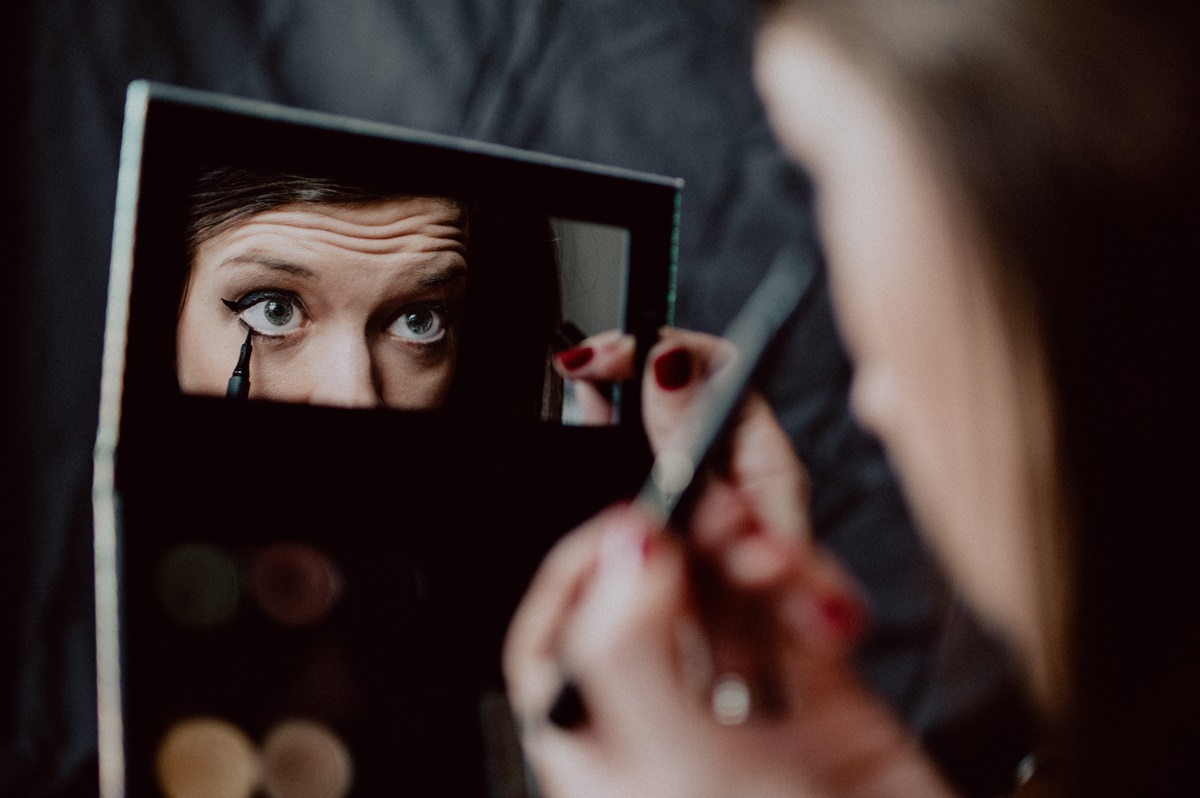 smoky eyes